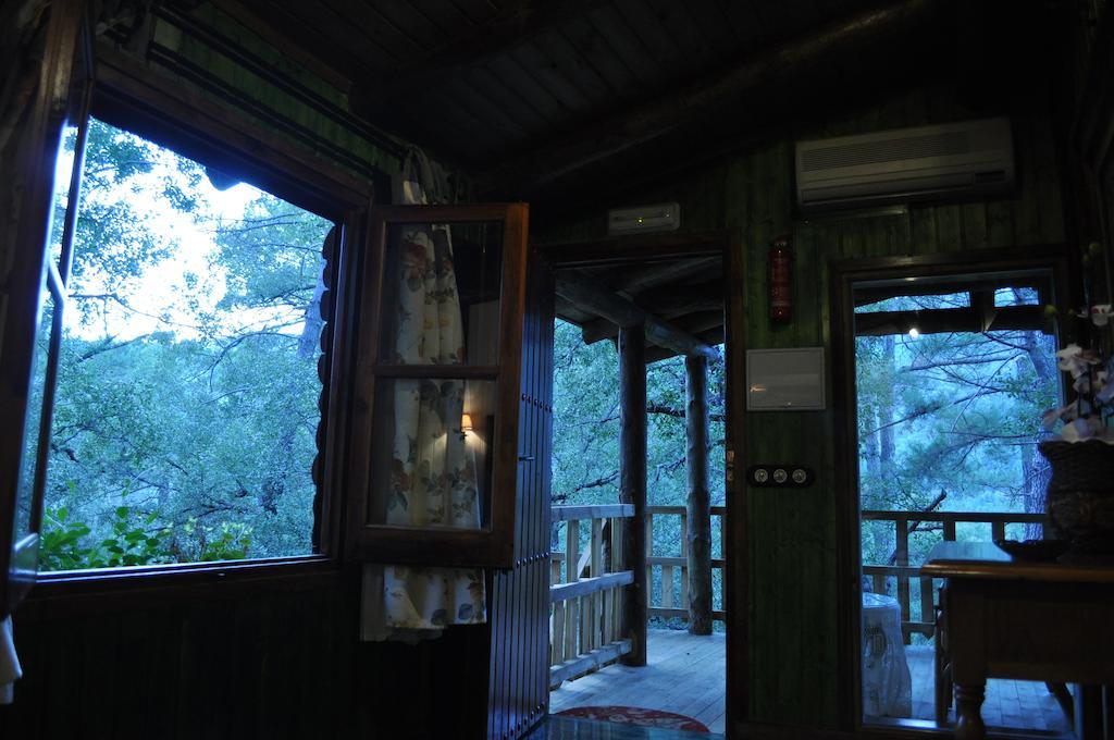 Los Nidos De Santa Maria Arroyo Frío Habitación foto
